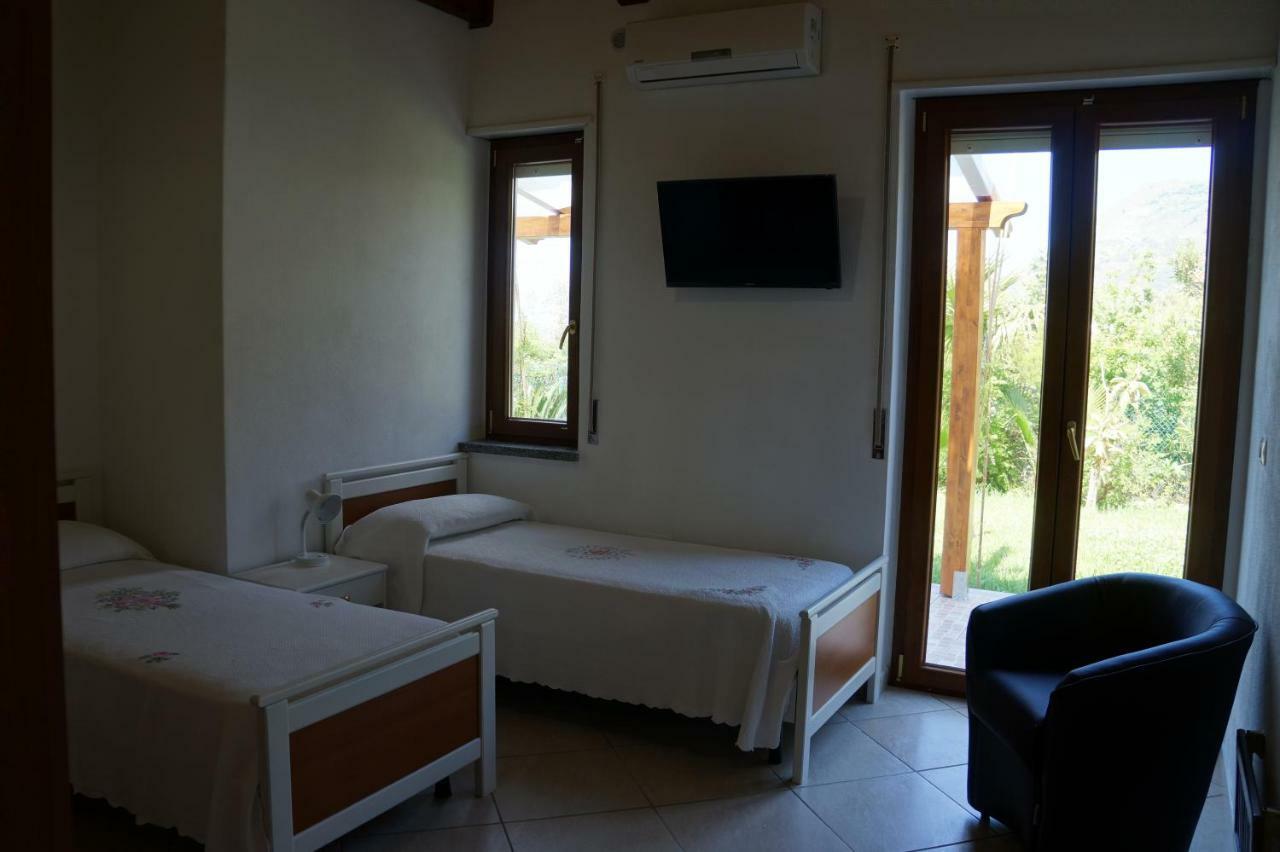 Hotel Maremonti ヨッポロ エクステリア 写真